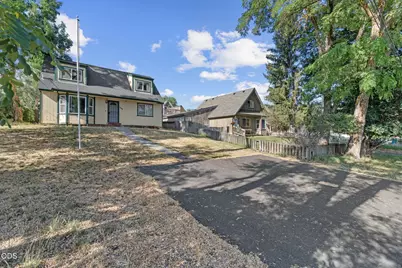 649 Front Street, Klamath Falls, OR 97601 - Photo 5