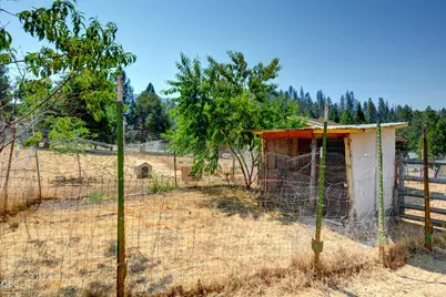 2141 Foots Creek Left Fork Road, Gold Hill, OR 97525 - Photo 39