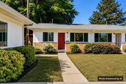130 S Main Street, Phoenix, OR 97535 - Photo 9