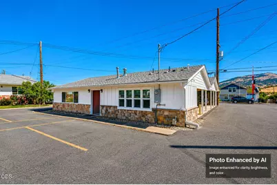 130 S Main Street, Phoenix, OR 97535 - Photo 49
