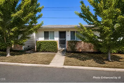 130 S Main Street, Phoenix, OR 97535 - Photo 17