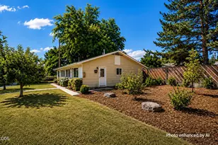 130 S Main St, Phoenix, OR 97535 - Photo 19