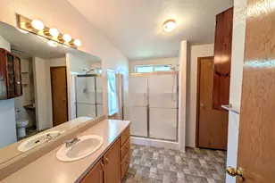 1188 NE 27th St, Bend, OR 97701 - Photo 17