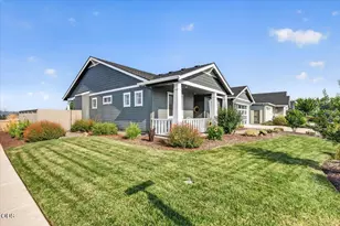 1492 Quarter Ln, Medford, OR 97504 - Photo 27