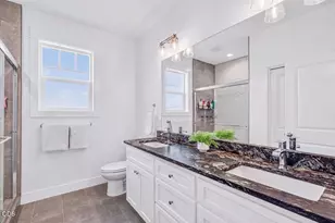 1492 Quarter Ln, Medford, OR 97504 - Photo 15