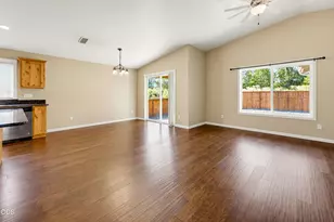 2287 Evie Ln, Grants Pass, OR 97527 - Photo 17