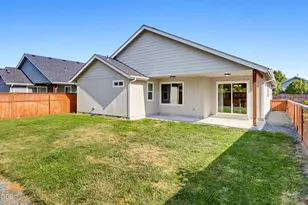 2287 Evie Ln, Grants Pass, OR 97527 - Photo 35