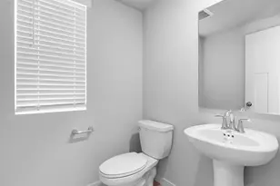 20667 Town Dr, Bend, OR 97701 - Photo 27