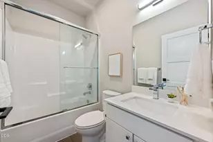 20556 NE Empire Ave, Bend, OR 97701 - Photo 27