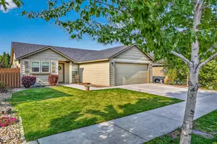 3595 SW Pumice Pl, Redmond, OR 97756 - Photo 3
