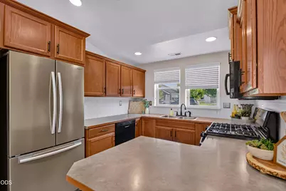 3595 SW Pumice Place, Redmond, OR 97756 - Photo 7