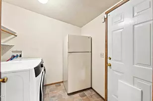 145111 Lanewood Dr, La Pine, OR 97739 - Photo 9