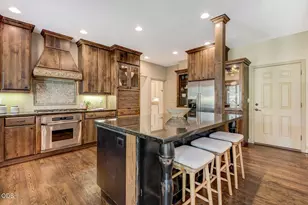 61524 Tam McArthur Loop, Bend, OR 97702 - Photo 17