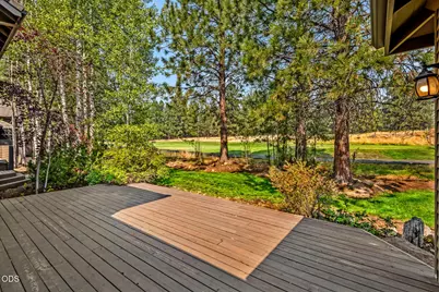 61524 Tam McArthur Loop, Bend, OR 97702 - Photo 31
