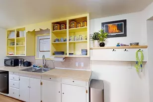 335 Marie St, Medford, OR 97504 - Photo 13