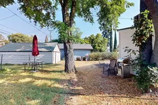 335 Marie St, Medford, OR 97504 - Photo 3