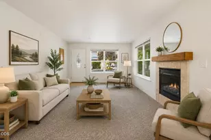 228 Talent Ave, Talent, OR 97540 - Photo 3