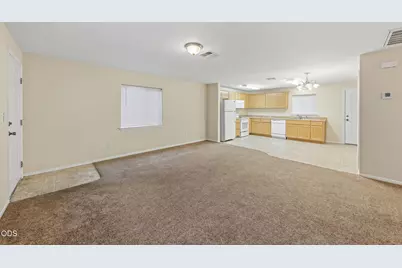 858 E 9th Street, Medford, OR 97504 - Photo 47