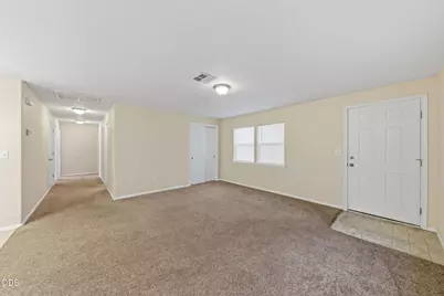 858 E 9th Street, Medford, OR 97504 - Photo 45