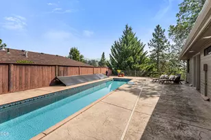1615 NW Olmar Dr, Grants Pass, OR 97526 - Photo 39