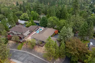 1615 NW Olmar Dr, Grants Pass, OR 97526 - Photo 47