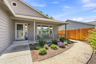 468 Westminster Drive, Eagle Point, OR 97524 - Photo 27