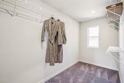 63107 NE Henningsen Pl, Bend, OR 97701 - Photo 17