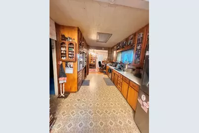 9535 N Charleston Avenue, Portland, OR 97203 - Photo 7