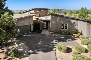 61649 Hosmer Lake Dr, Bend, OR 97702 - Photo 65
