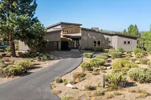 61649 Hosmer Lake Dr, Bend, OR 97702 - Photo 63