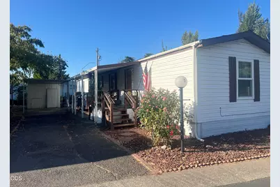 2385 Table Rock Road #SPC 2, Medford, OR 97501 - Photo 1