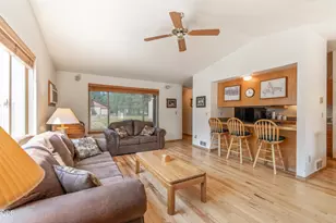 55872 Wood Duck Dr, Bend, OR 97707 - Photo 5