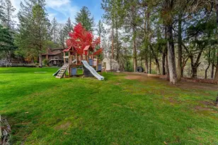 300 Dunlap Rd, Jacksonville, OR 97530 - Photo 57