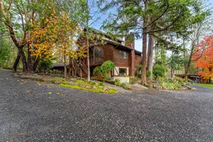 300 Dunlap Rd, Jacksonville, OR 97530 - Photo 61