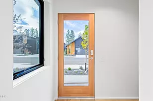 681 W Seedling Ln, Sisters, OR 97759 - Photo 3