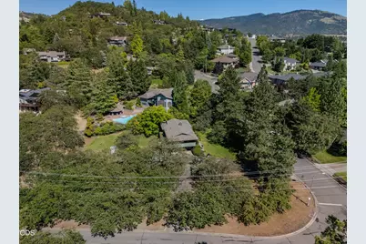 132 High Oak Drive, Medford, OR 97504 - Photo 17