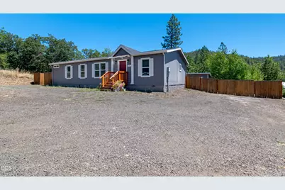 158 Train Lane, Shady Cove, OR 97539 - Photo 27
