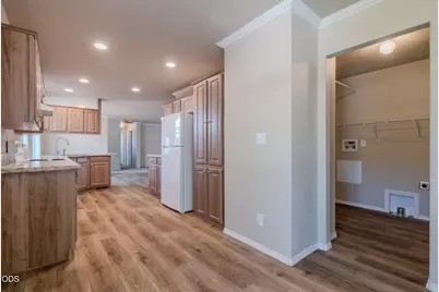 158 Train Lane, Shady Cove, OR 97539 - Photo 5