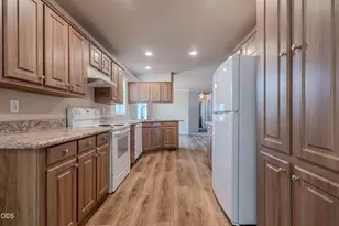 158 Train Ln, Shady Cove, OR 97539 - Photo 13