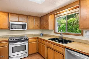 2406 Senate Way, Medford, OR 97504 - Photo 15
