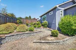4200 Falcon Ridge Terrace, Medford, OR 97504 - Photo 41