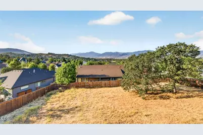 4200 Falcon Ridge Terrace, Medford, OR 97504 - Photo 39
