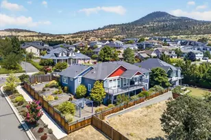 4200 Falcon Ridge Terrace, Medford, OR 97504 - Photo 43