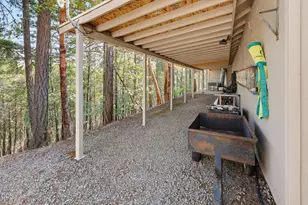 2355 Johns Peak Rd, Central Point, OR 97502 - Photo 59