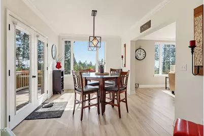 2355 Johns Peak Road, Central Point, OR 97502 - Photo 15
