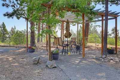 2355 Johns Peak Road, Central Point, OR 97502 - Photo 5