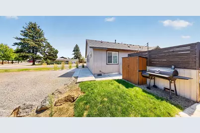 61980 NE Nates Place, Bend, OR 97701 - Photo 29