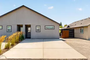 61980 NE Nate's Pl, Bend, OR 97701 - Photo 31