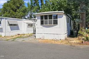 7001 Rogue River Hwy, Grants Pass, OR 97527 - Photo 3