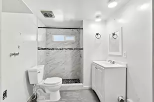 7001 Rogue River Hwy, Grants Pass, OR 97527 - Photo 21